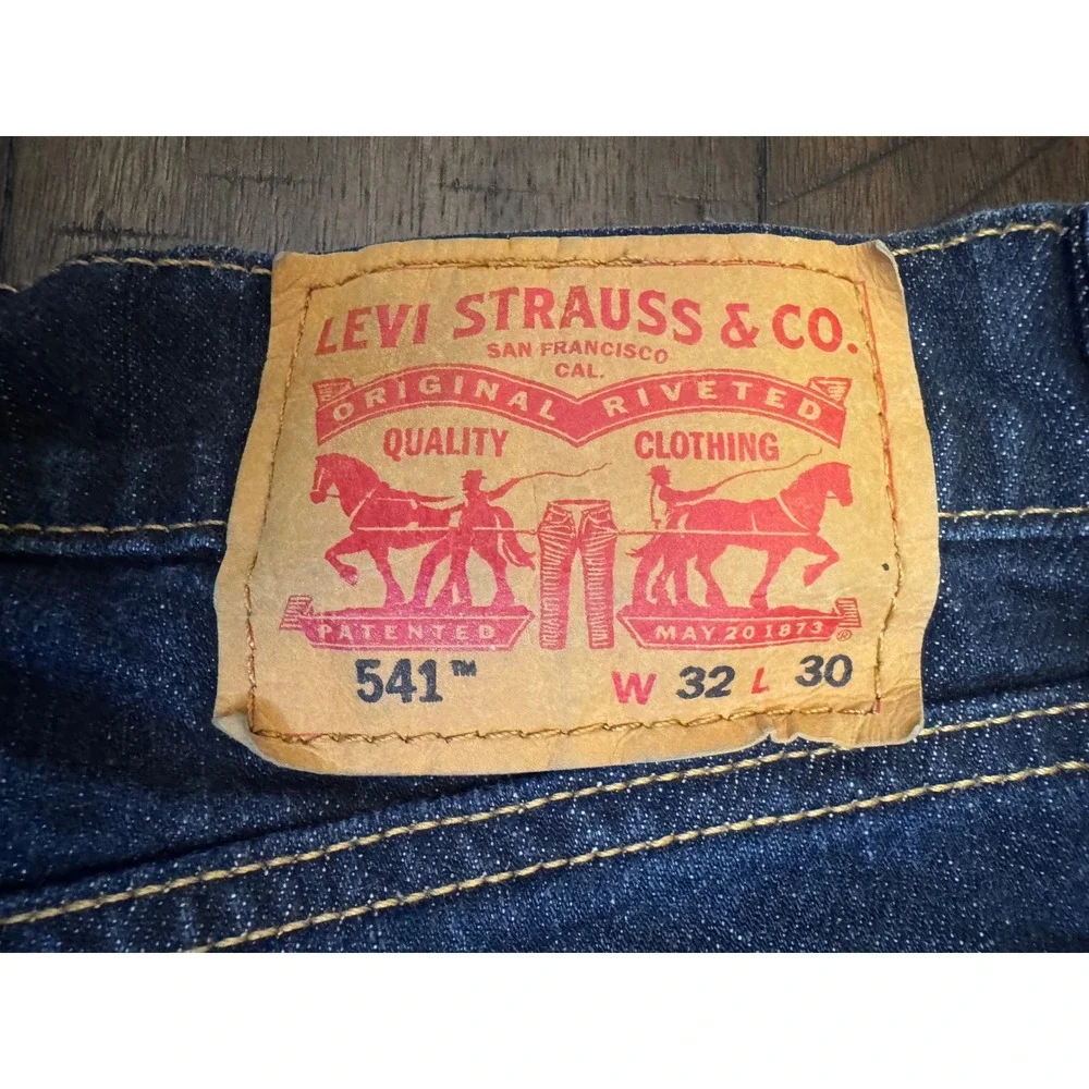 Levis 541 Athletic Taper Jeans Men's 32x30 Dark Wash Stretch Denim